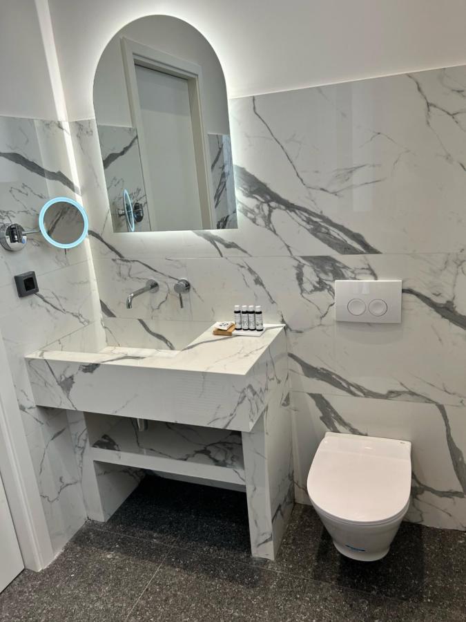 Jensen Luxury Suites Rhodes City Luaran gambar