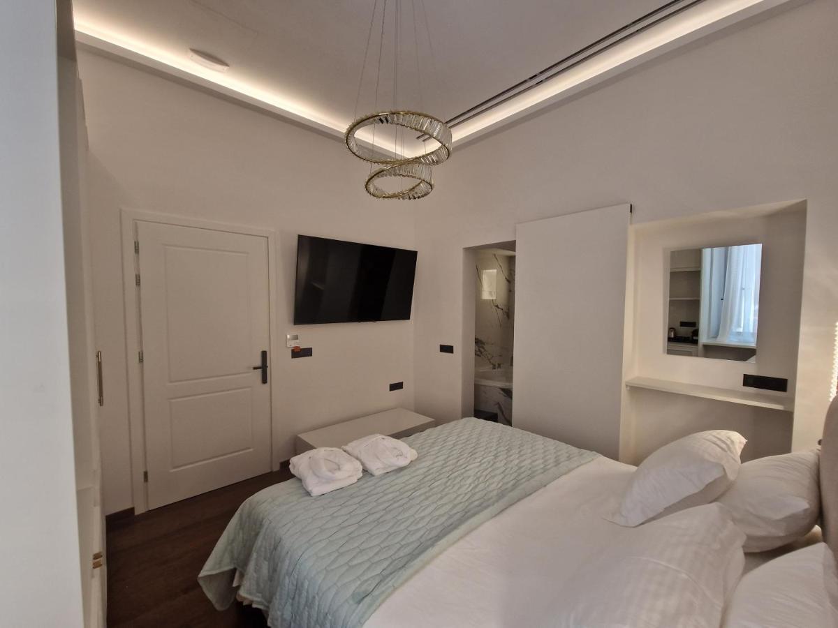 Jensen Luxury Suites Rhodes City Luaran gambar