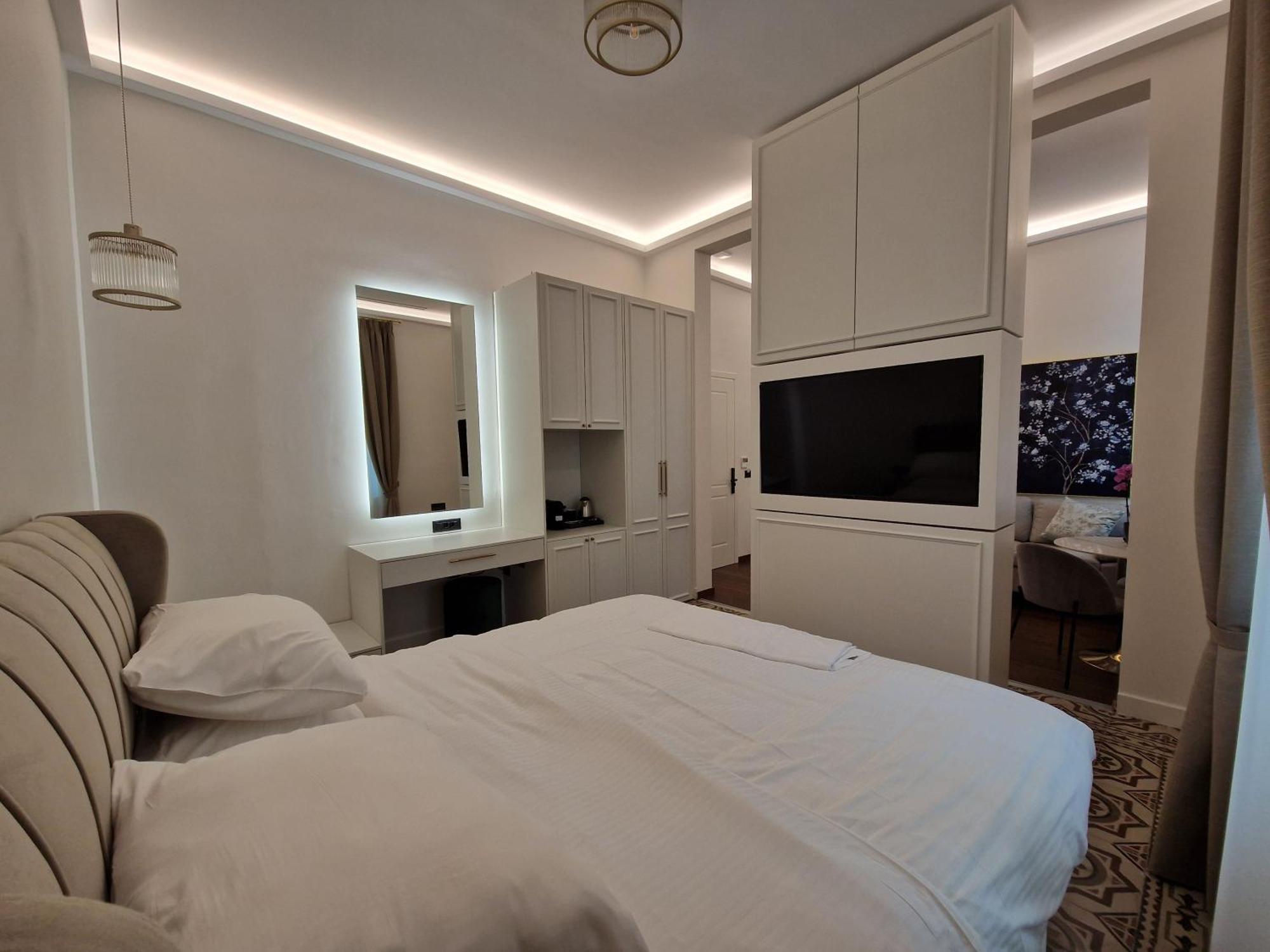 Jensen Luxury Suites Rhodes City Luaran gambar